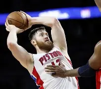 关于转折点！阿斯顿维拉篮板制胜；NBA总决赛今晚攻防权衡；媒体盛赞；资深球员宣示担当的信息