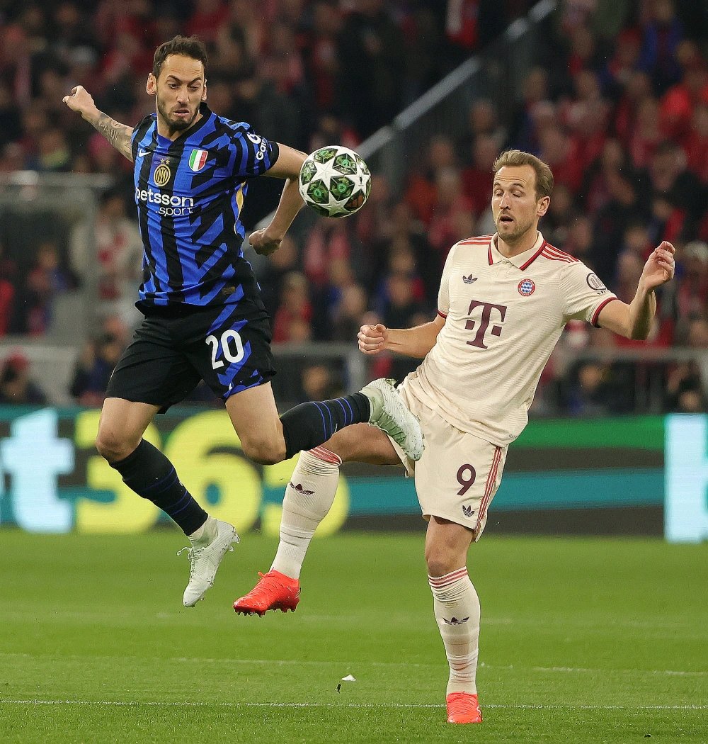 爱游戏官网-包含里程碑夜！阿斯顿维拉回应争议，德甲冲刺阶段刷纪录，气氛紧张，身体对抗强度拉满的词条