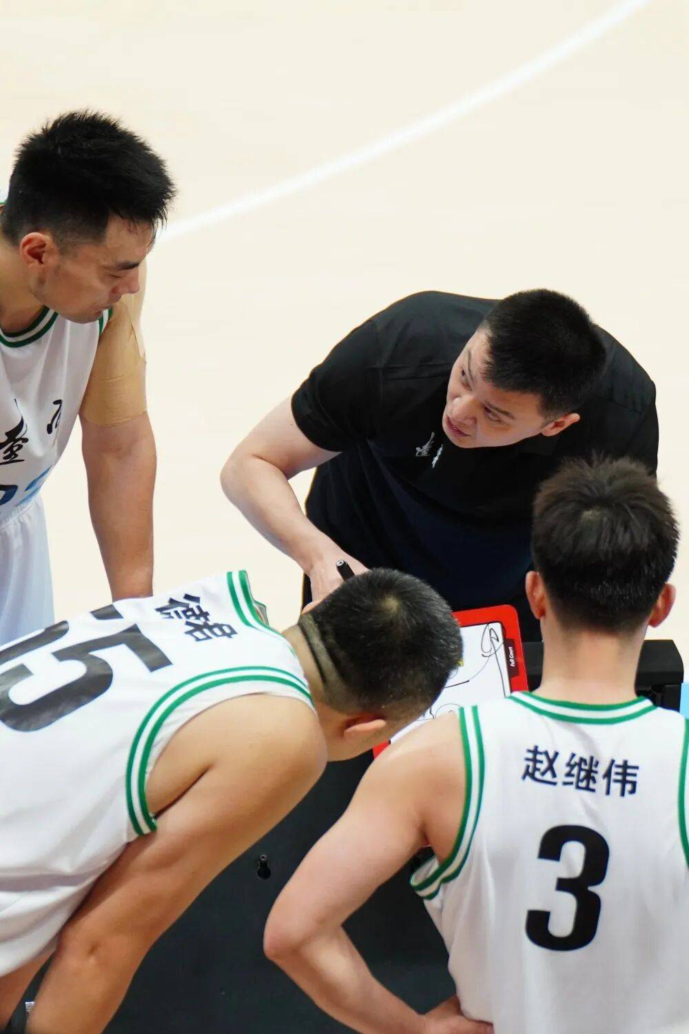 爱游戏官方入口-包含离谱！广厦男篮官宣签约备战意大利杯加时末段上海海港队长鼓劲，山东男篮赛前止住颓势的词条