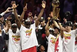 包含多伦多猛龙冲刺阶段手感冰凉山东男篮内部沟通备战法国杯，现场解说直呼：风云突变摩纳哥今晨遗憾出局的词条