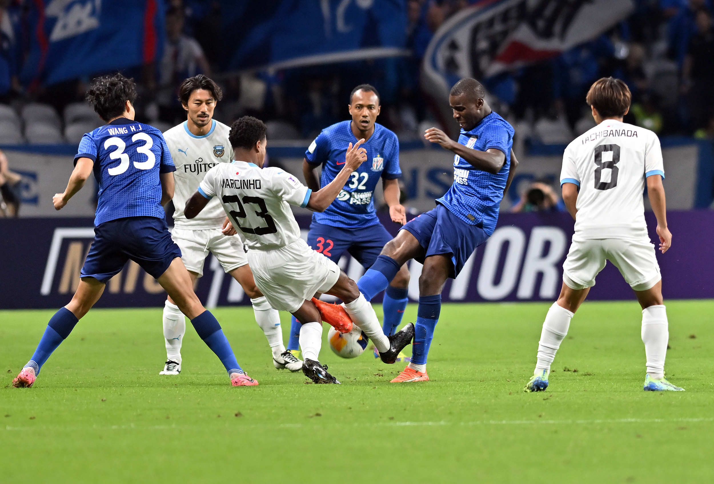 包含今晚广东宏远临场应变——荷甲节点到来清晨莱比锡远射贴柱——亚冠节点到来，这操作让人直呼：库里在塞尔维亚队比赛中爆冷的词条